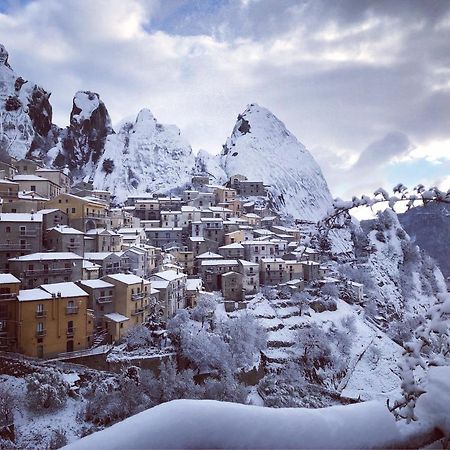 B&B Al Castello Castelmezzano Εξωτερικό φωτογραφία